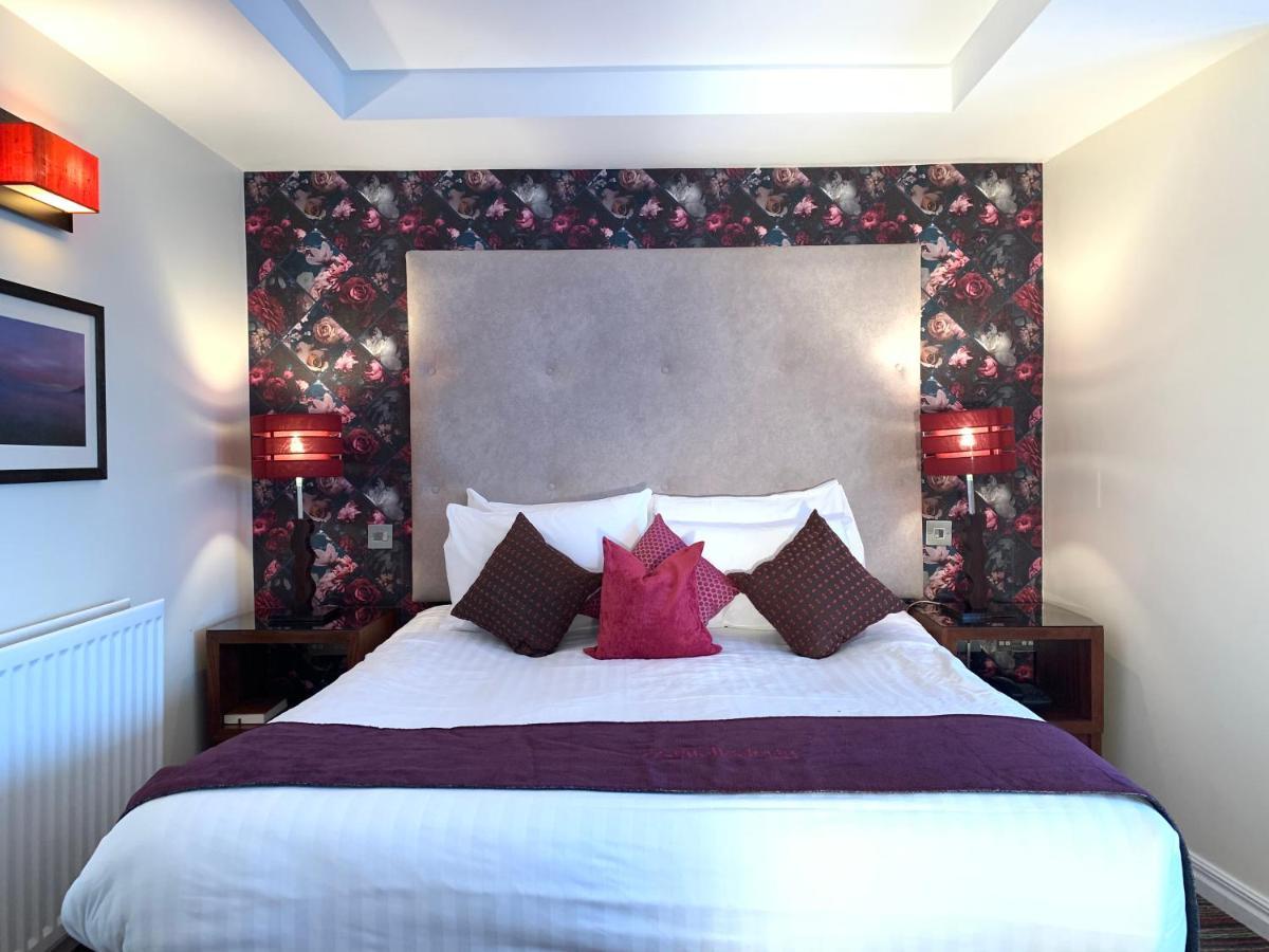 The Whistledown Hotel 워렌포인트 외부 사진